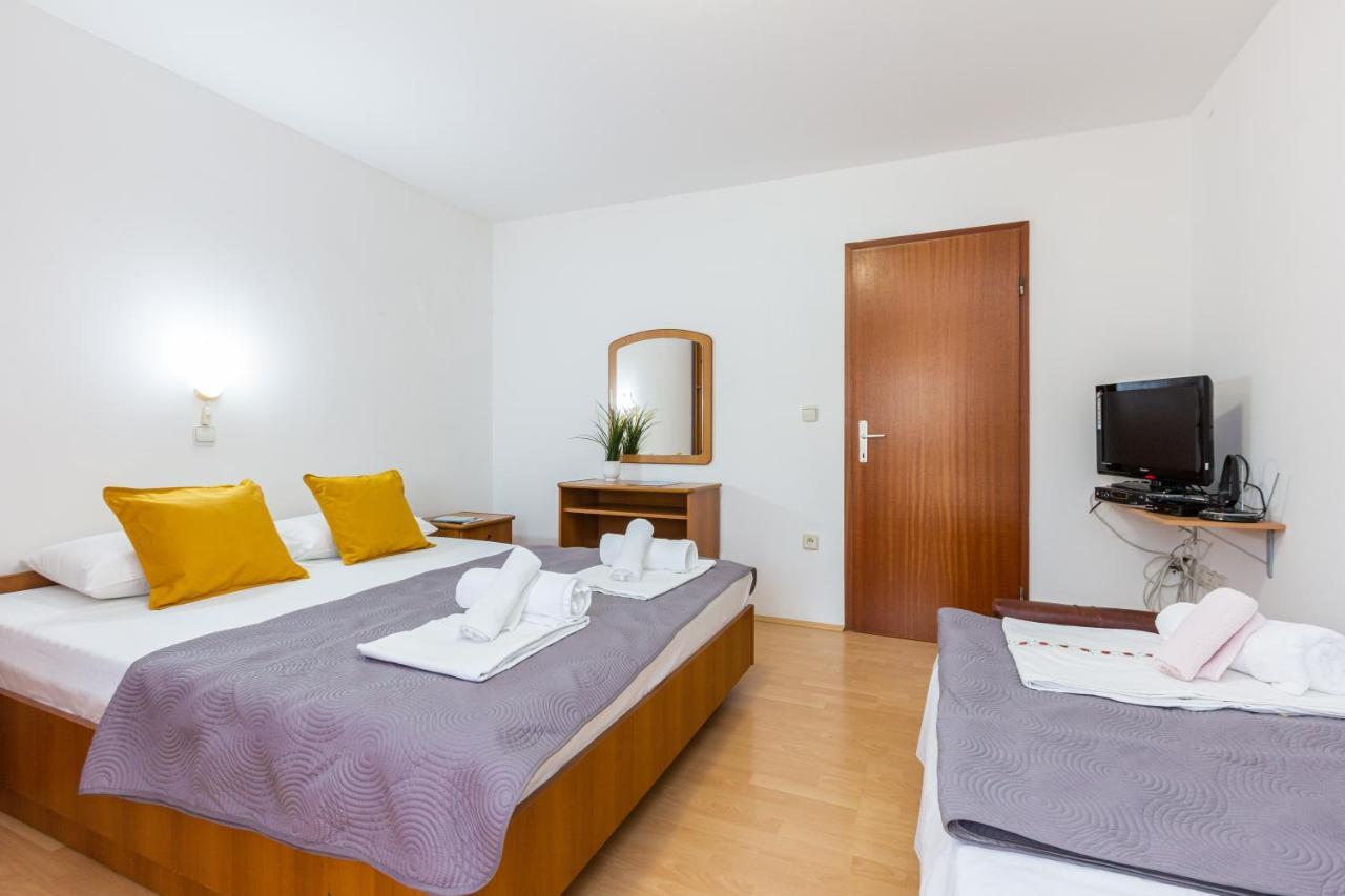 Apartments Marin With Sea View Baška Extérieur photo